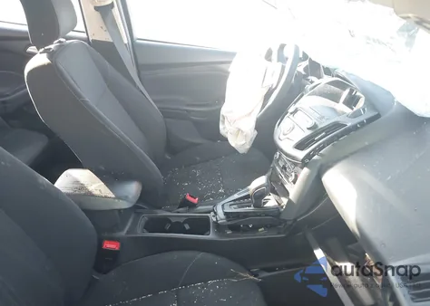 2018 Ford Focus Se из США, поврежденный, VIN 1FADP3F2XJL300061